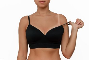 Do You Wear a Bra for a Spray Tan