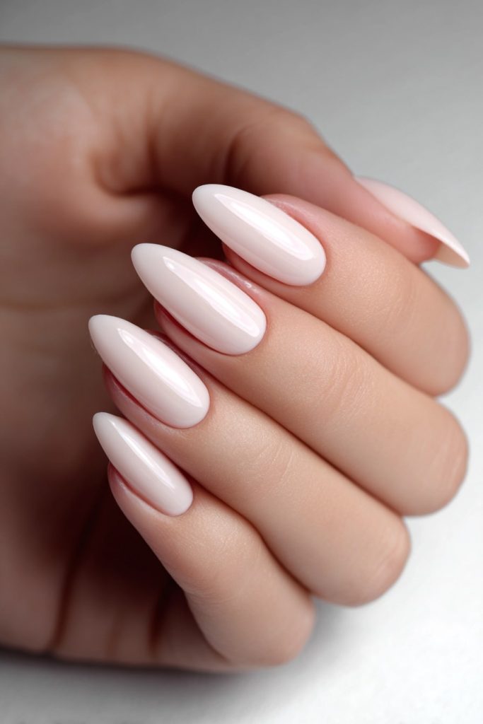 Minimalist Nude Nails