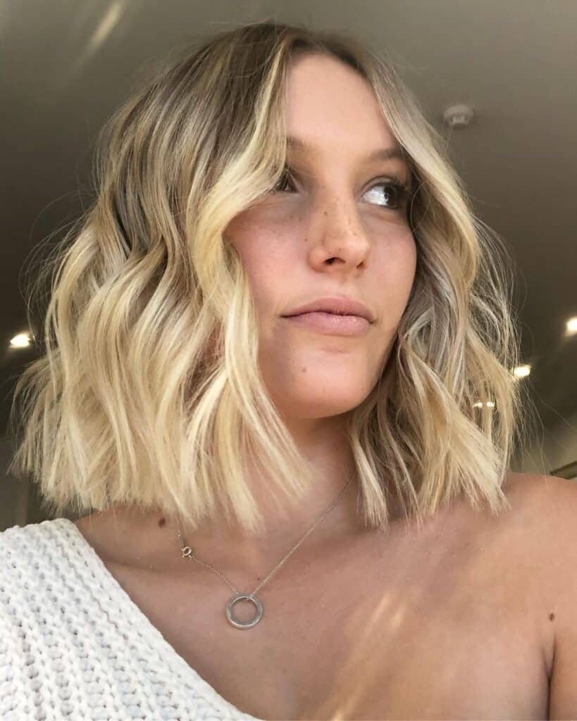 beauty bob with waves